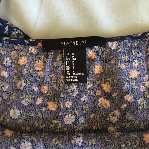 F21 & Divided Off-the-shoulder Floral Dresses - Picture 3 of 6